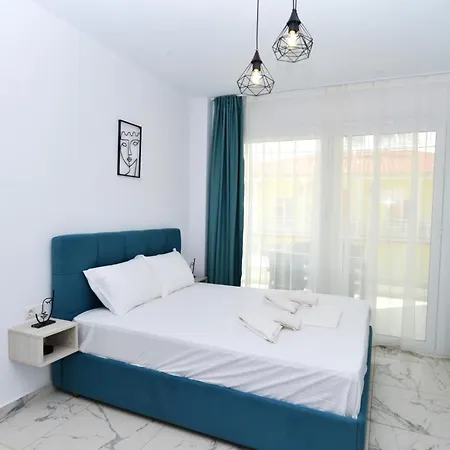 Emerald Apartment