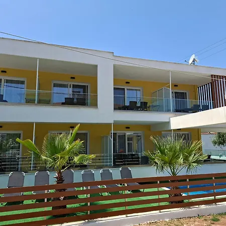 Emerald Appartement *